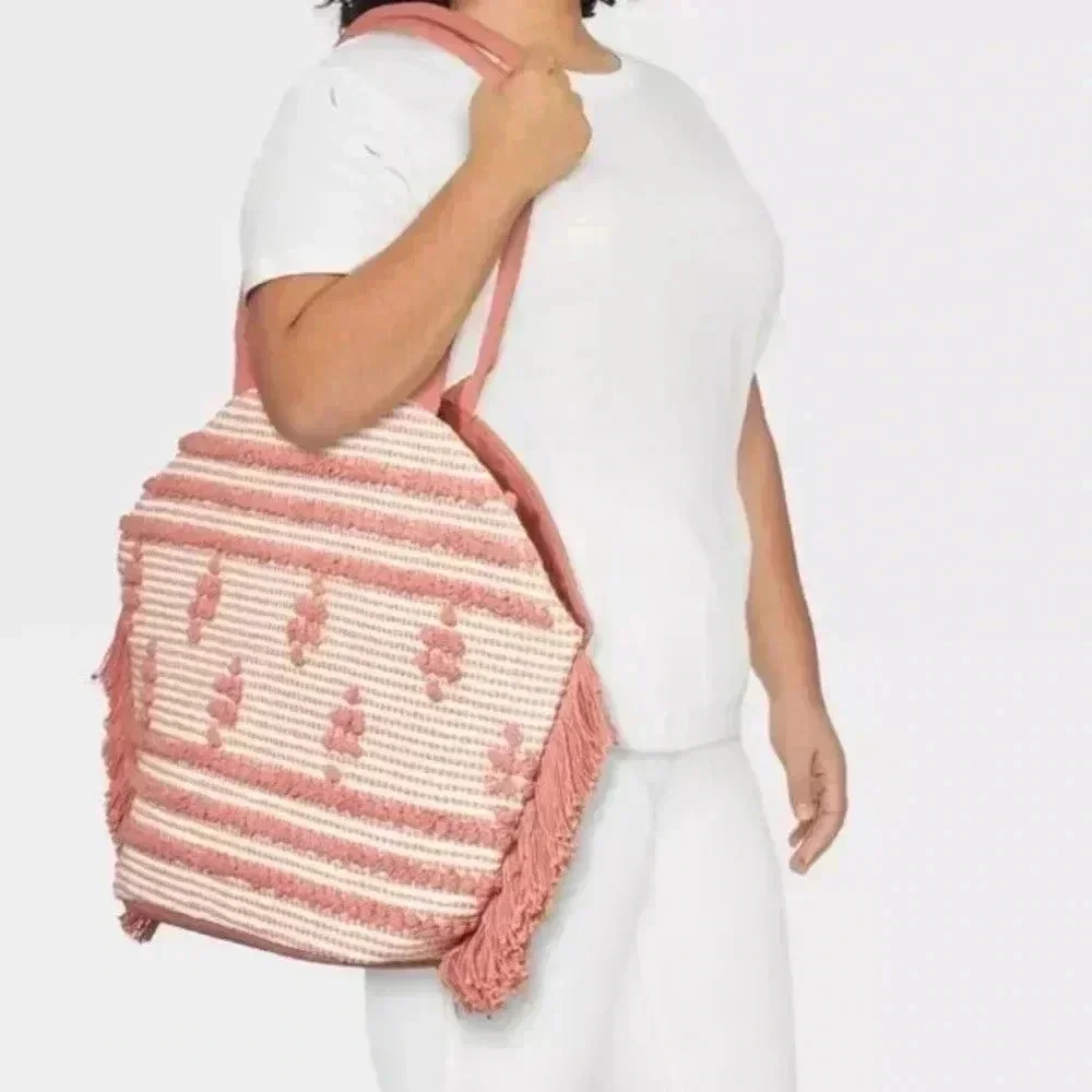 Shade & Shore Straw And Fringe‎  Mauve / White Beach Large Tote